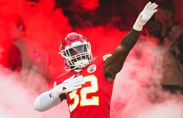 Kansas City Chiefs linebacker Nick Bolton (32) runs during an NFL football  game against the Los Angeles Chargers, Sunday, Nov. 20, 2022, in Inglewood,  Calif. (AP Photo/Kyusung Gong Stock Photo - Alamy