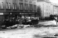 Soviet soldiers backed by Bulgarian, east German, Hungarian and Polish units brutally put an end to the 'Prague Spring' in August 1968