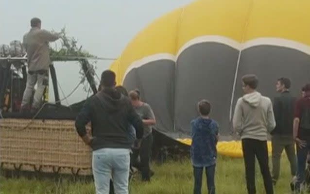 Passengers were told to brace as the hot air balloon prepared for a rough landing. Source: 7News