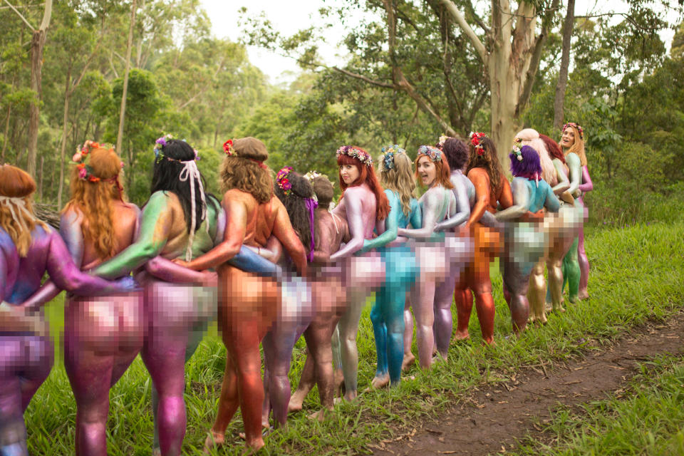 Three moms have found a unique way to celebrate their bodies: by covering them in glitter. (Photo: Jill Kerswill)