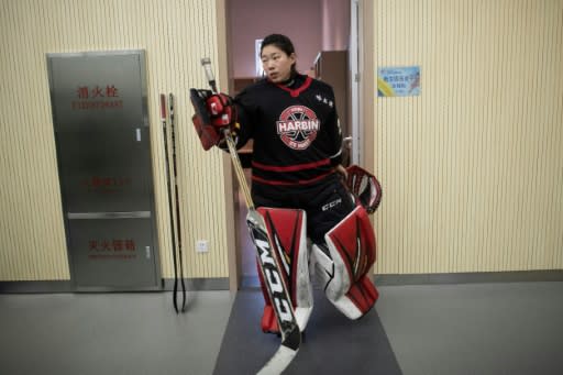 With a population of nearly 1.4 billion,�China�is pushing hard to promote ice�hockey�and other�winter�sports�ahead of�the 2022 Beijing Winter Olympic Games