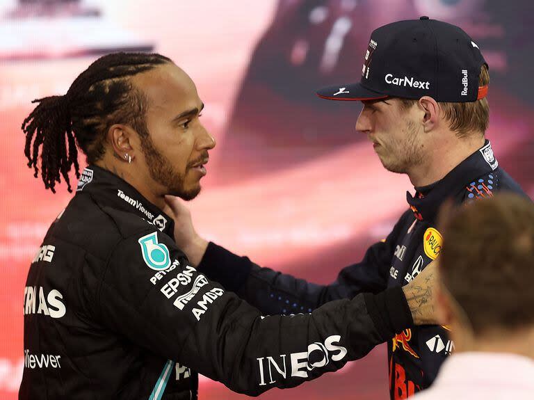 Lewis Hamilton y Max Verstappen, máximos referentes de Mercedes y Red Bull Racing en la nueva temporada de la Fórmula 1; el británico procurará despedirse con honores de las Flechas de Plata y el neerlandés intentará sumar su cuarta corona