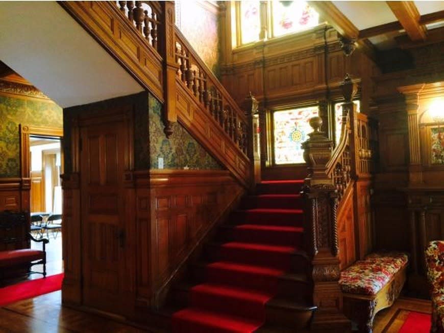 You Can Own a 30-Room Mansion for $30K (Of Course, There’s a Catch)