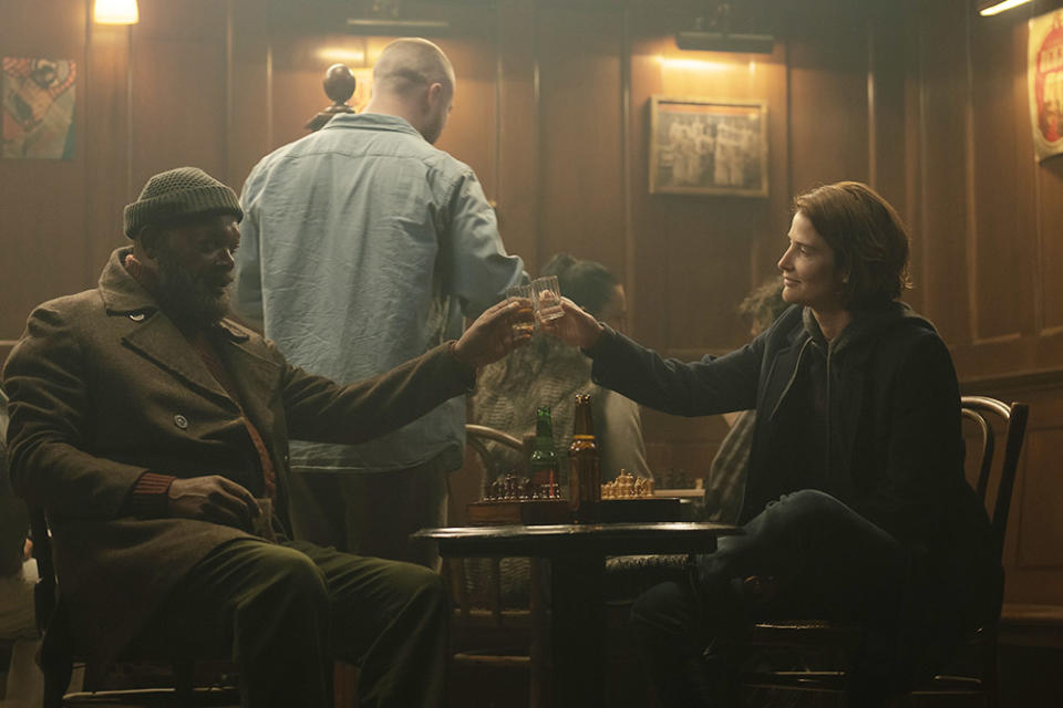 (L-R): Samuel L. Jackson as Nick Fury and Cobie Smulders as Maria Hill in Marvel Studios' SECRET INVASION