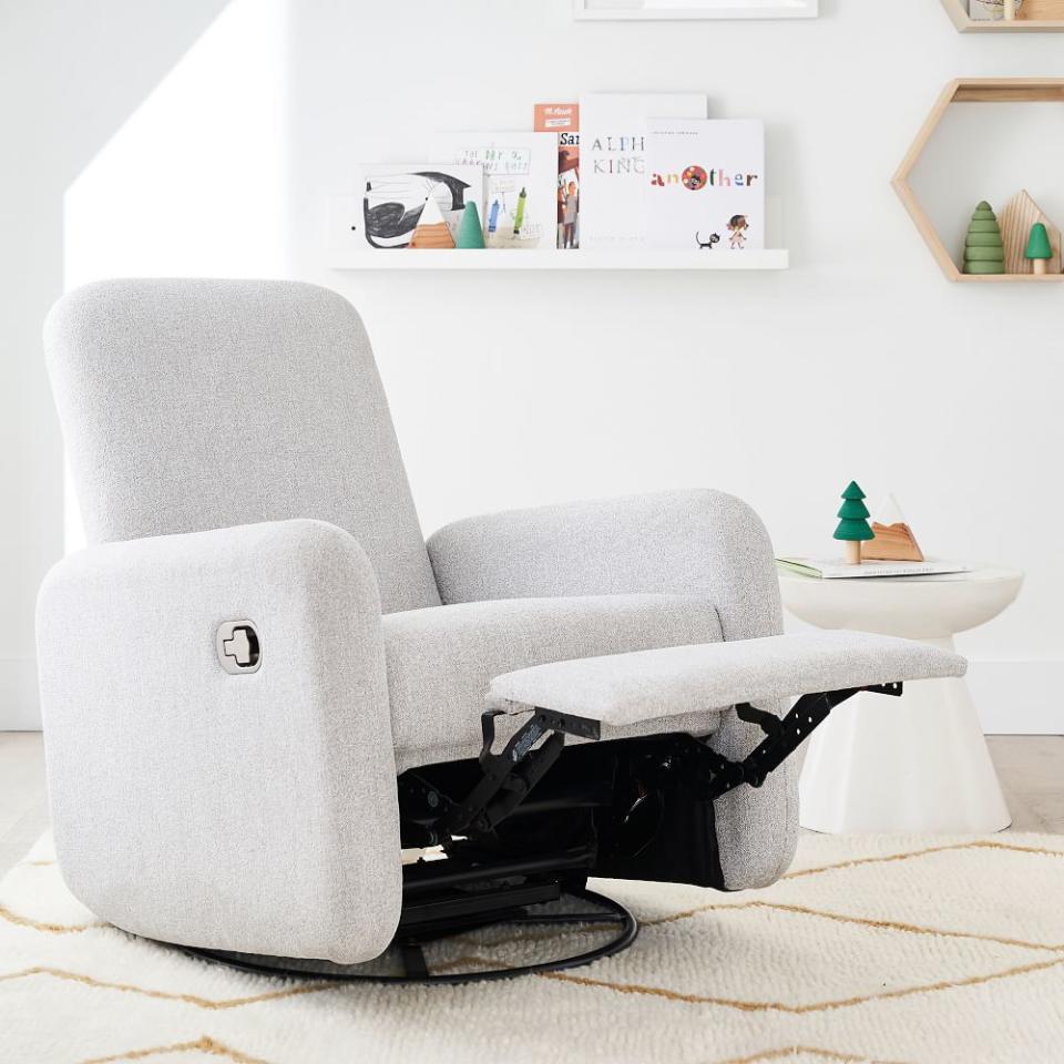 <p><a href="https://go.redirectingat.com?id=74968X1596630&url=https%3A%2F%2Fwww.westelm.com%2Fproducts%2Fxander-recliner-h7628&sref=https%3A%2F%2Fwww.housebeautiful.com%2Fshopping%2Ffurniture%2Fg39825049%2Frecliners-for-small-spaces%2F" rel="nofollow noopener" target="_blank" data-ylk="slk:Shop Now;elm:context_link;itc:0;sec:content-canvas" class="link ">Shop Now</a></p><p>Xander Swivel Glider Recliner</p><p>westelm.com</p><p>$799.00</p><span class="copyright">west elm</span>