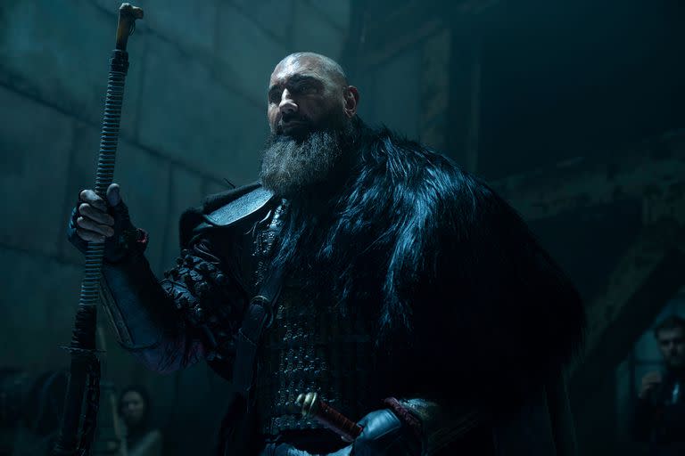 Dave Bautista como Edo, en la segunda temporada de See