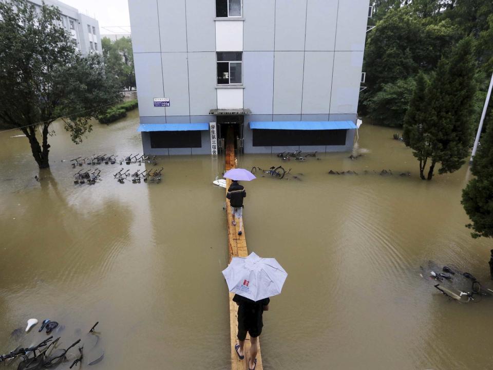 china plank bridge flood school