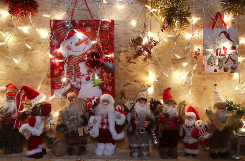 Christmas village of "Elf Serge" and Santa Claus in Hamme-Mille