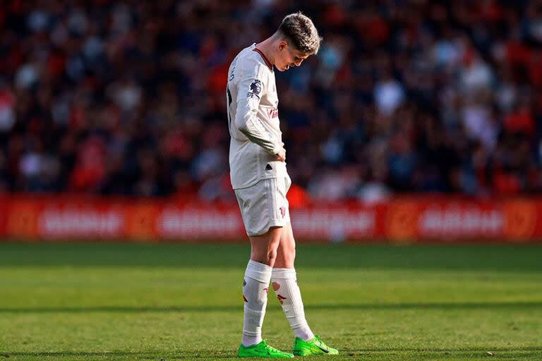 El gesto contrariado de Alejandro Garnacho en el partido ante Bournemouth que Manchester United igualó 2-2.