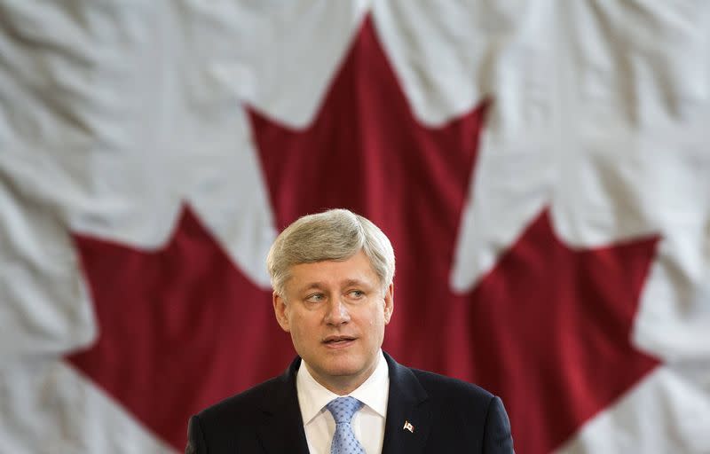 Canada's Prime Minister Stephen Harper speaks as he announces that the government will introduce legislation to give criminals life sentences with no parole for serious crimes such as murder, sexual assault, kidnapping, and terrorism, in Toronto, March 4, 2015. REUTERS/Mark Blinch