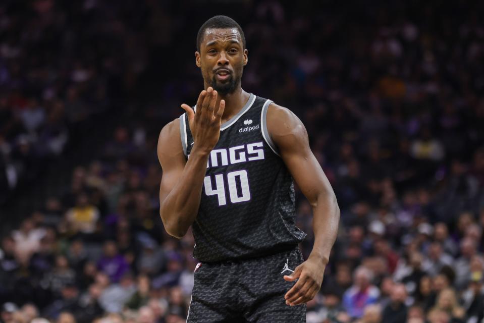 Sacramento Kings forward Harrison Barnes reacts after a play during the fourth quarter against the Los Angeles Lakers at Golden 1 Center in Sacramento, Dec. 21, 2022.
