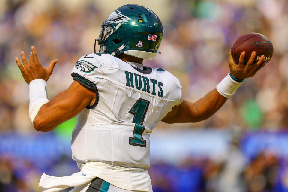 INGLEWOOD, CA - OCTOBER 08: Philadelphia Eagles quarterback Jalen Hurts (1) throws the ball during the NFL game between the Philadelphia Eagles and the Los Angeles Rams on October 08, 2023, at SoFi Stadium in Inglewood, CA.(Photo by Jordon Kelly/Icon Sportswire via Getty Images)