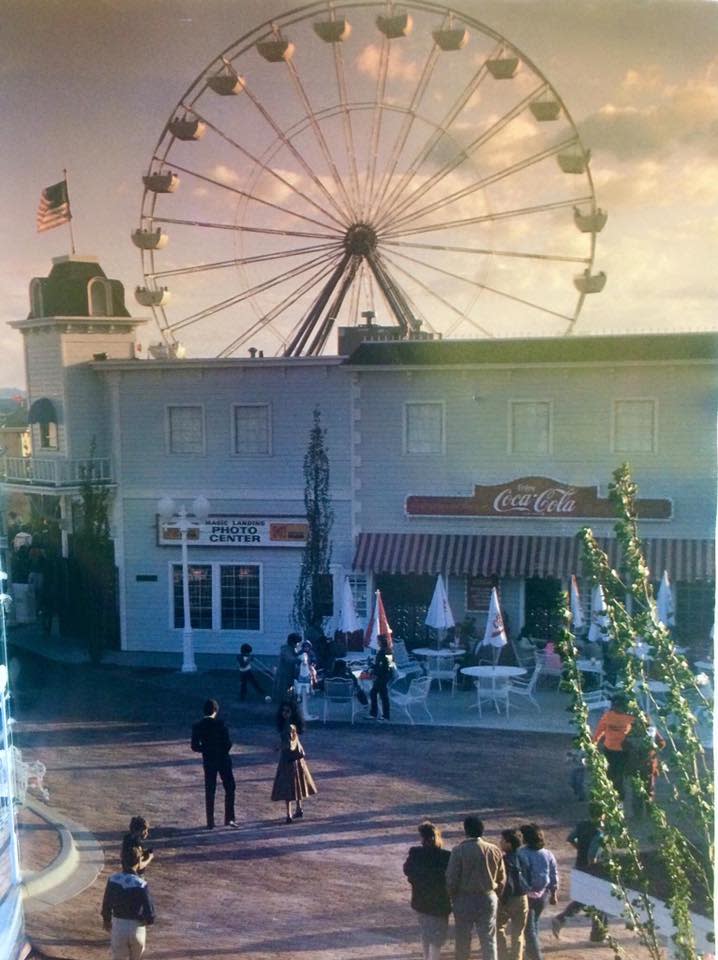 The Magic Landing amusement park in El Paso around 1986. Photo from 1987's "Union of Eagles: El Paso/Juarez" by Dena Hirsch.