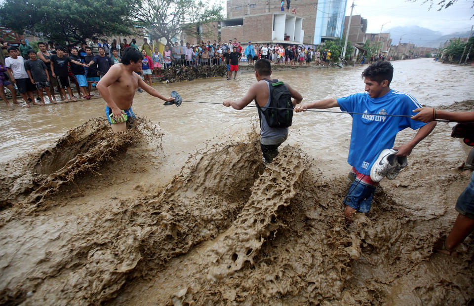 Peru struggles with devastating El Niño flooding