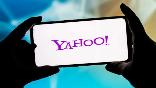 PHOTO: Yahoo plans to lay off 20 percent of its work force, nearly 1600 jobs by the end of 2023. (LightRocket via Getty Images)