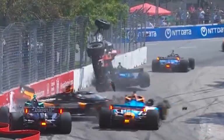 Choque múltiple en el IndyCar en Toronto, en la carrera del domingo 21 de julio de 2024