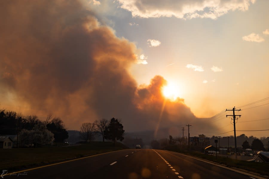 Plume of smoke above the Waterfall Mountain complex just before sunset on March 20, 2024. (Image courtesy of Peter Forister Photography)