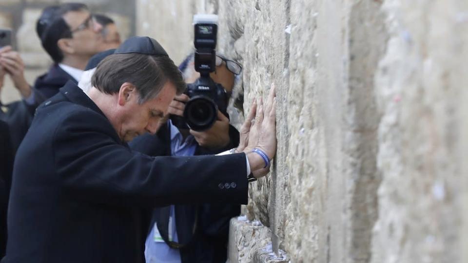 Bolsonaro no Muro das Lamentações, nesta segunda-feira