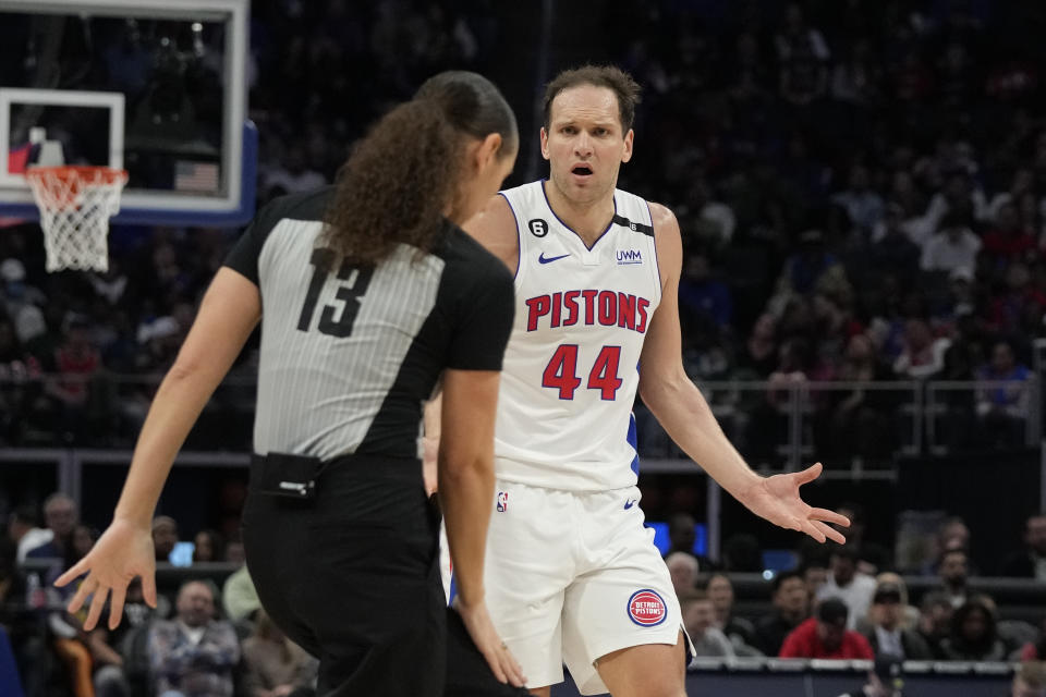 Detroit Pistons forward Bojan Bogdanovic (44) disputes a call by referee Ashley Moyer-Gleich during the second half of an NBA basketball game against the Chicago Bulls, Wednesday, March 1, 2023, in Detroit. (AP Photo/Carlos Osorio)