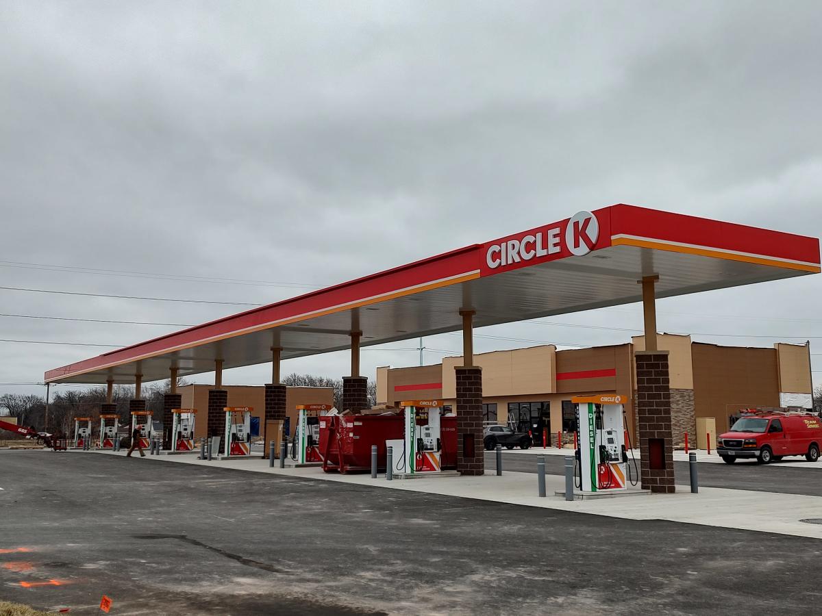 New gas station chain location in Ashwaubenon rebranded to a Circle K ∣