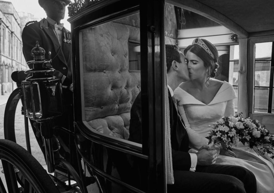 Princess Eugenie and Jack Brooksbank in the Scottish Stage Coach returning to Windsor Castle after their wedding on October 11, 2018.