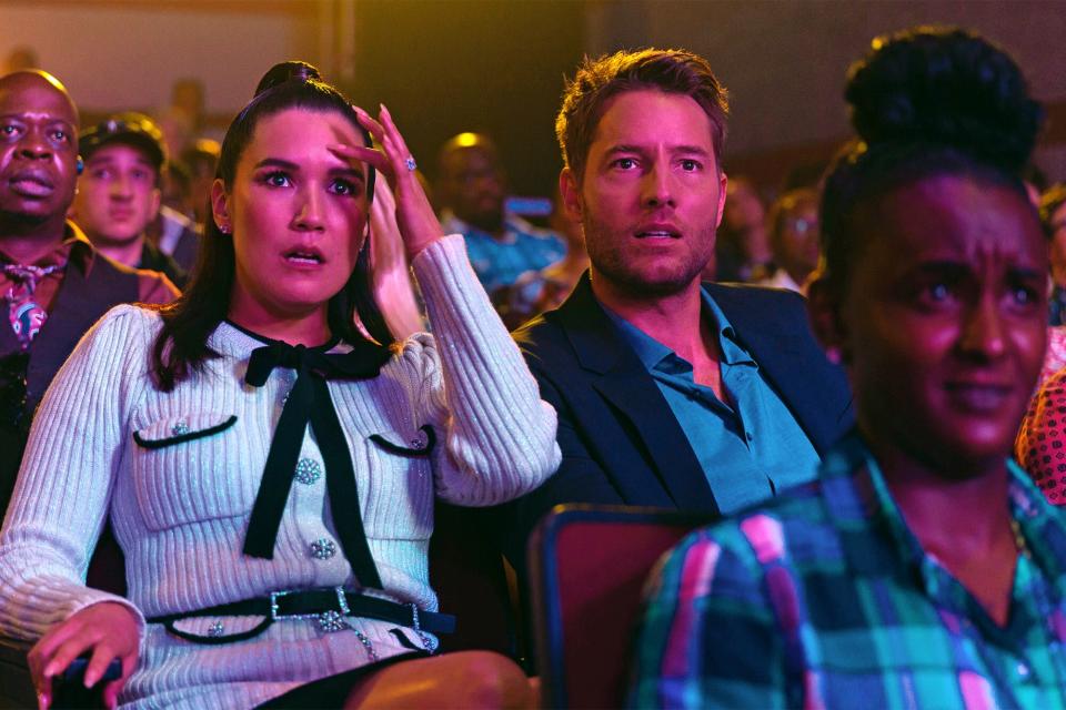 Senior Year. (L to R) Zoe Chao as Tiffany and Justin Hartley as Blaine in Senior Year. Cr. Boris Martin/Netflix © 2022