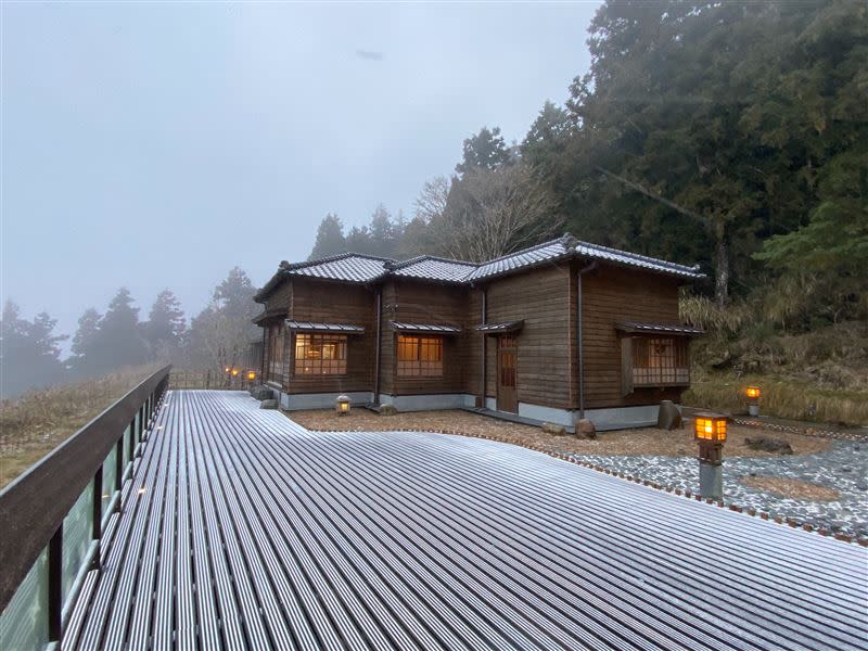 受到寒流影響，太平山國家森林遊樂區午後至傍晚已下探-4度。（圖／翻攝畫面）