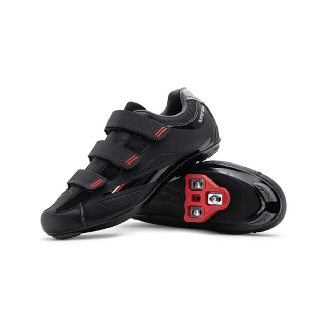 The 8 Best Indoor Cycling Shoes, According to Fitness Experts