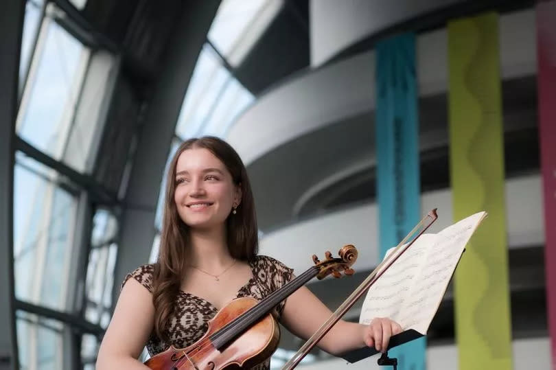 Teenage musician Penelope Boisseau-Hardman has received a £1,000 Inspiration Grant from The Bernicia Foundation.