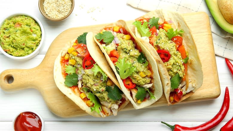 Tacos with guacamole 