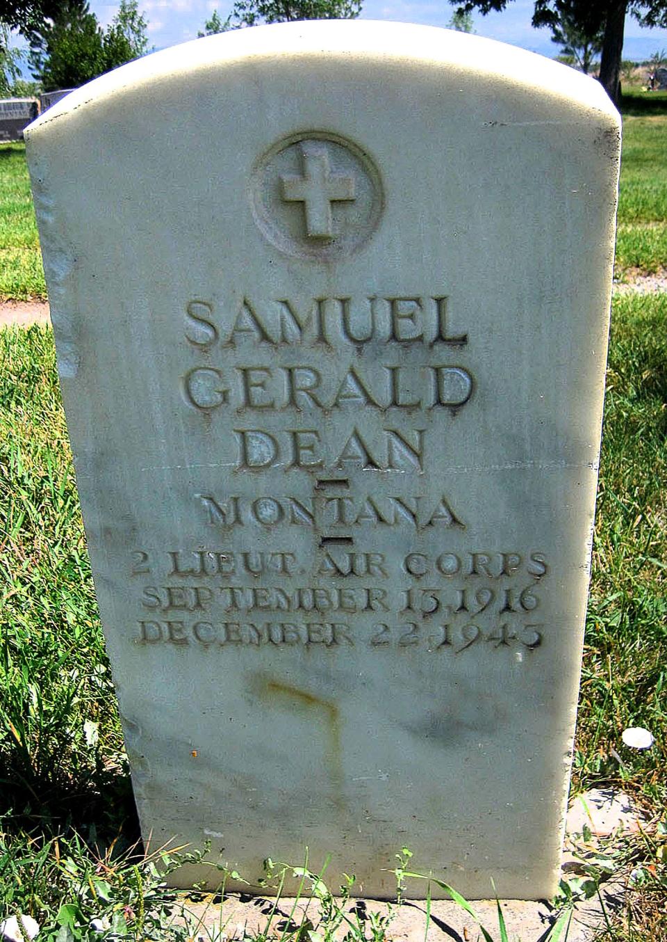 Grave of Samuel Dean, airplane pilot of The Fourteen.