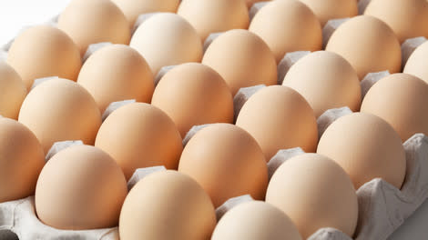 Five Reasons to Buy Eggs at Farmers' Market