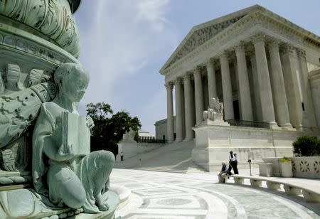 The U.S. Supreme Court is pictured in Washington June 8, 2015. The Court on Monday struck down a law that would allow American citizens born in Jerusalem to have Israel listed as their birthplace on passports. REUTERS/Gary Cameron