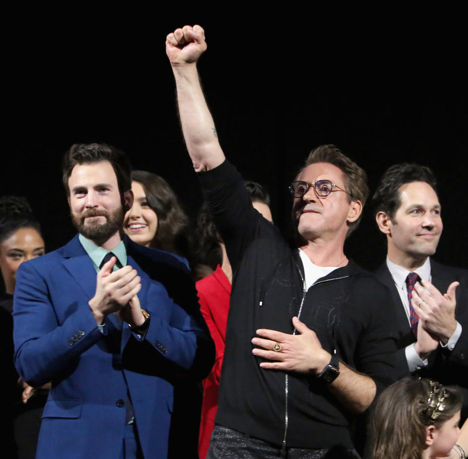 Robert Downey Jr. junto a sus compañeros de Marvel en la premiere de 'Avengers: Endgame' en 2019 (Foto: Jesse Grant/Getty Images for Disney)