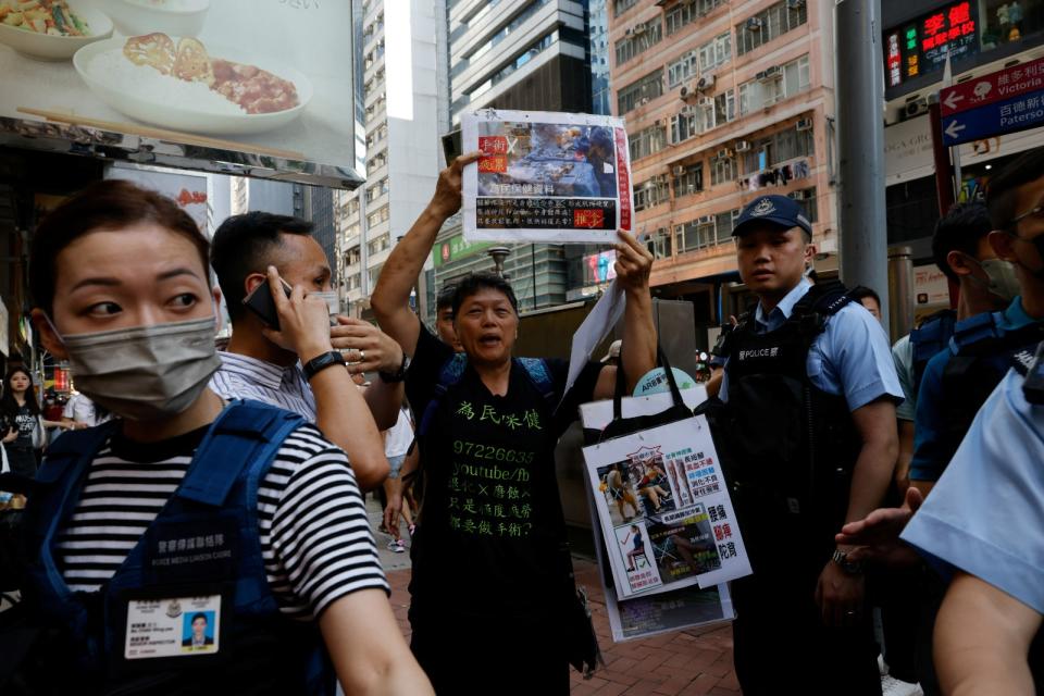 香港警方在六四當天帶走23名悼念六四的民眾。路透社