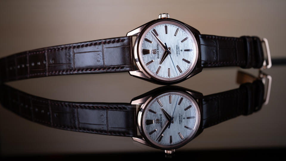 SLGW003 and SLGW002 Hand-Wound Hi-Beat with "Horizontal Birch" Dial