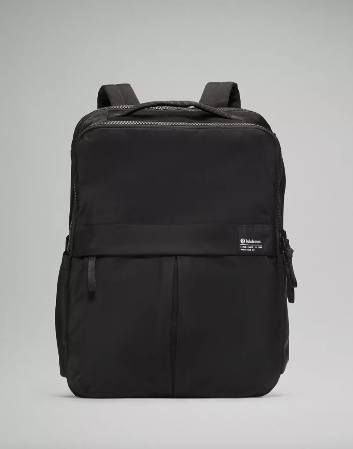Everyday Backpack 2.0 23L in black (photo via Lululemon)