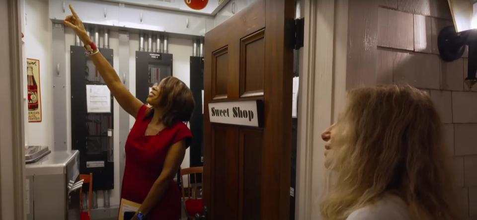 Gayle King and Barbara Streisand in the Sweet Shop.