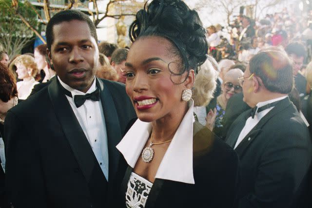 <p>Steve Starr/CORBIS/Corbis via Getty Images</p> Angela Bassett and husband Courtney B. Vance at the 1994 Academy Awards