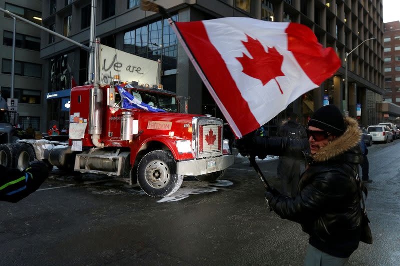 Truckers and supporters continue to protest COVID-19 vaccine mandates in Ottawa