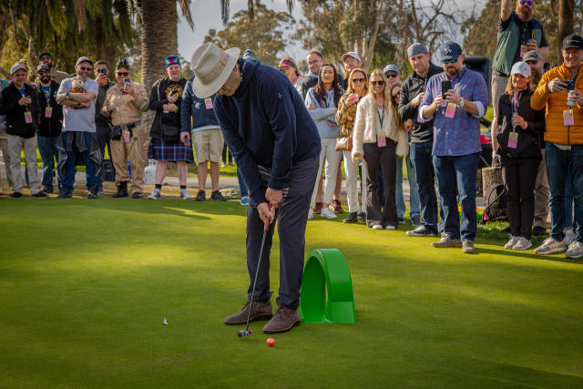 Bill Murray's legend continues to grow at Pebble Beach