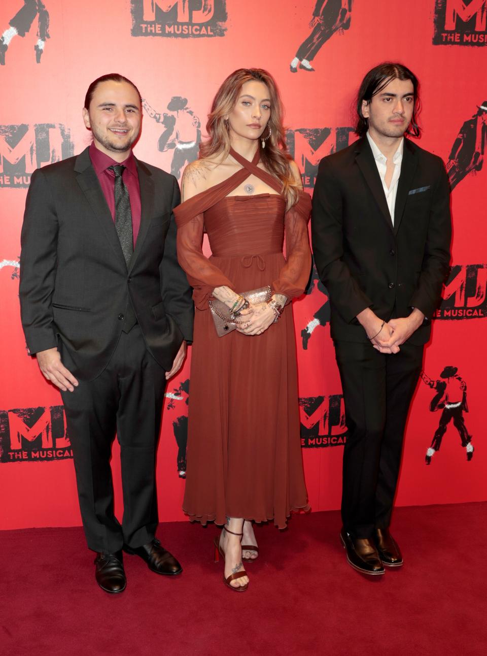 <h1 class="title">"MJ: The Musical" Opening Night - Arrivals</h1><cite class="credit">John Phillips/Getty Images</cite>