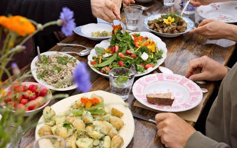 A free homemade organic meal is on offer for those who take part in litter-picking, with the rubbish bag required as proof to receive the perk