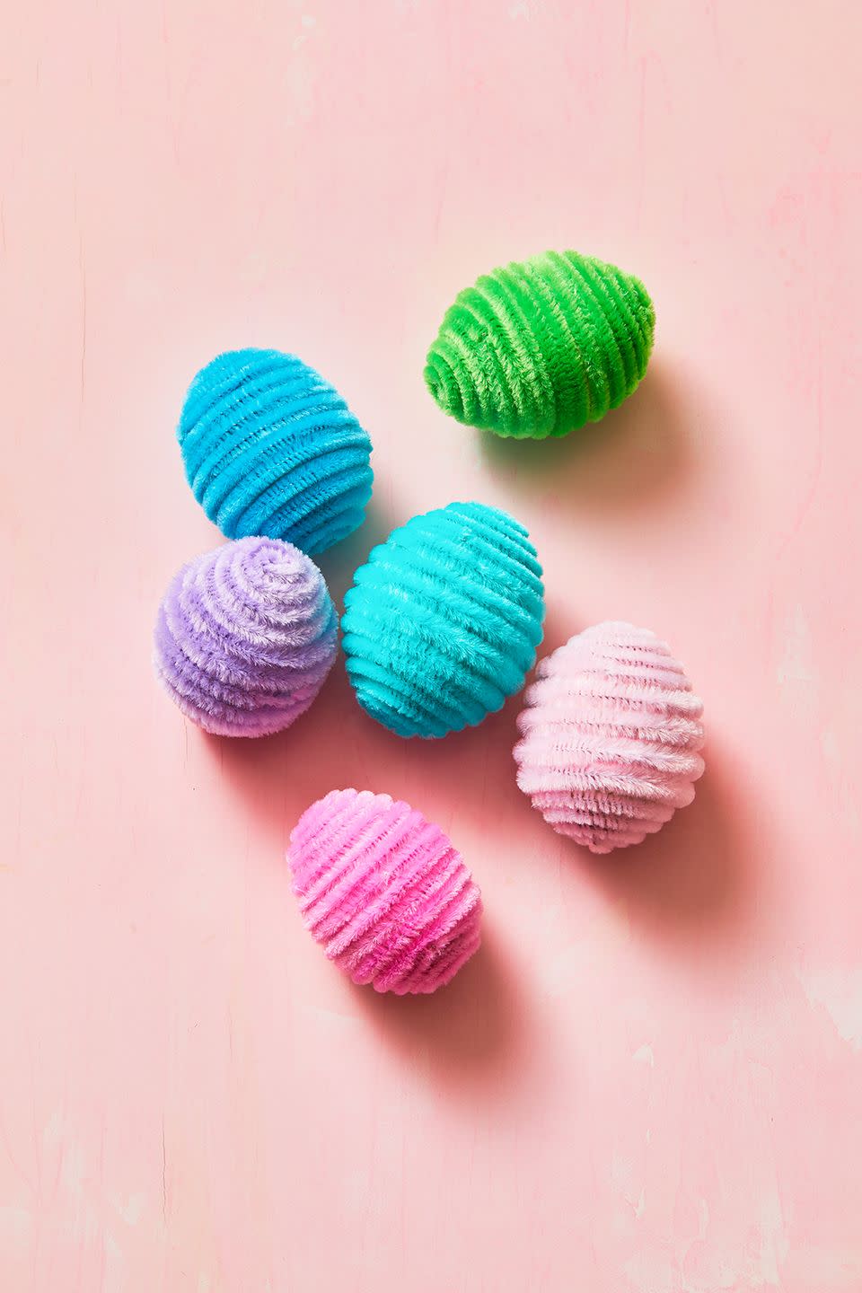 Pipe Cleaner Eggs