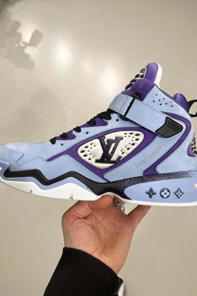 Louis Vuitton LOUIS VUITTON TRAINER SNEAKER PURPLE OG RUNWAY