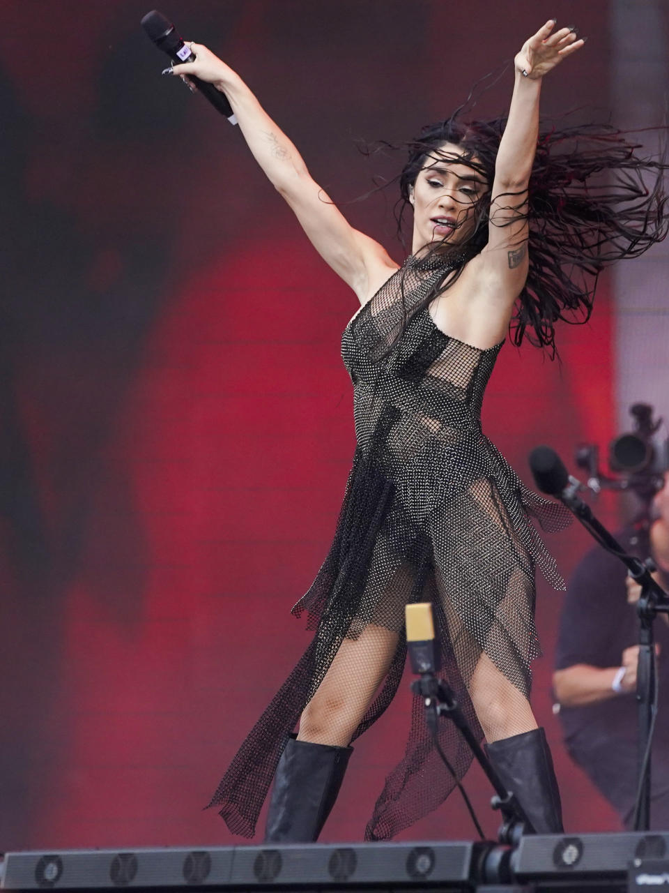 La cantante argentina Lali Esposito durante su concierto en el Festival Tecate Emblema en la Ciudad de México el sábado 18 de mayo de 2024. (Foto AP/Aurea Del Rosario)