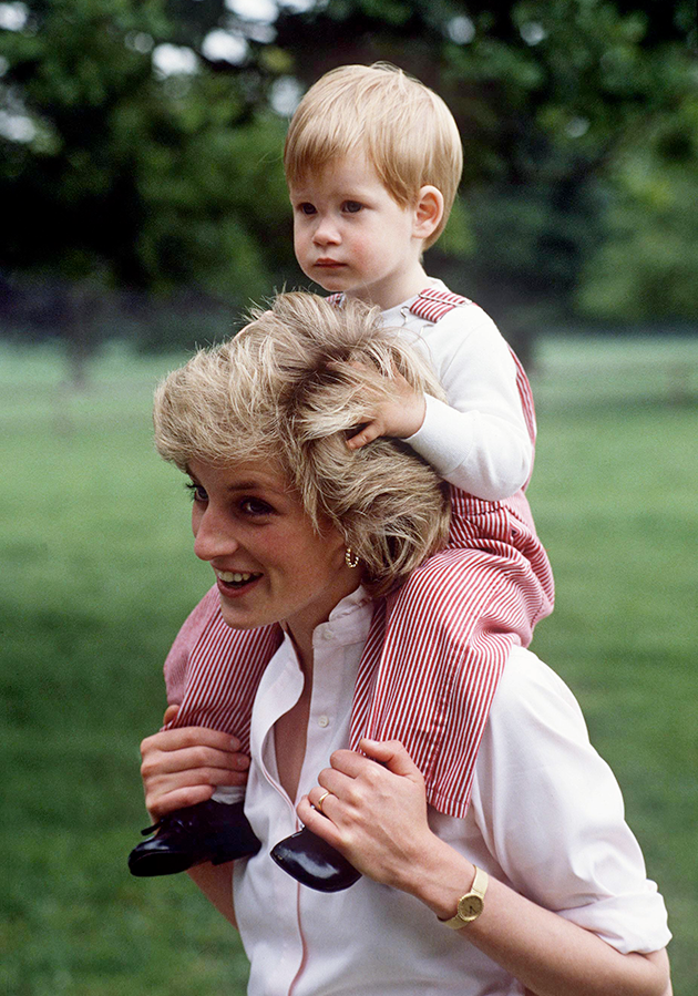 Prince Harry is said to be planning to incorporate his mother's bracelet into Meghan Markle's engagement ring to propose. Photo: Getty