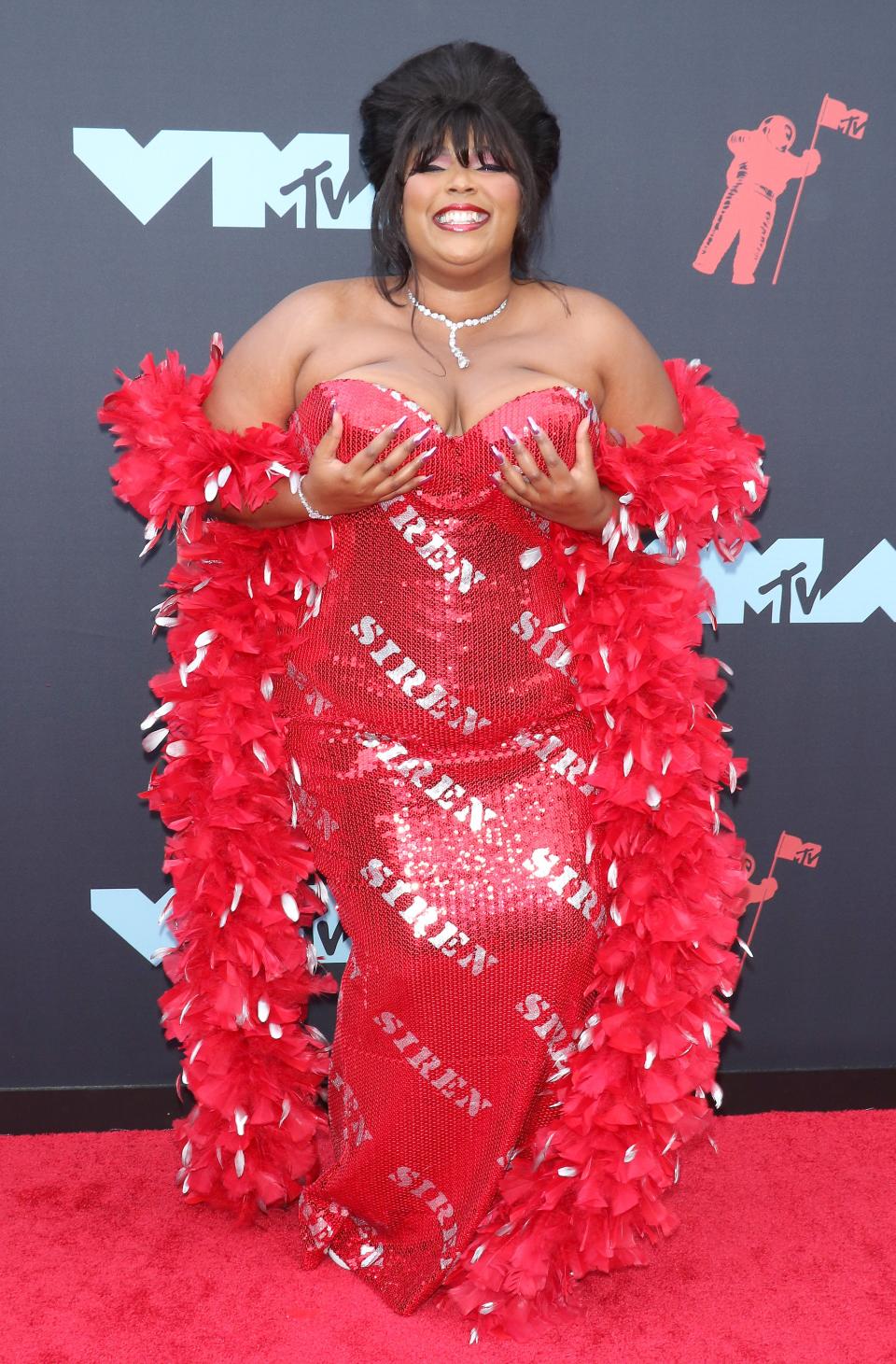 Lizzo's Old-School Glamour