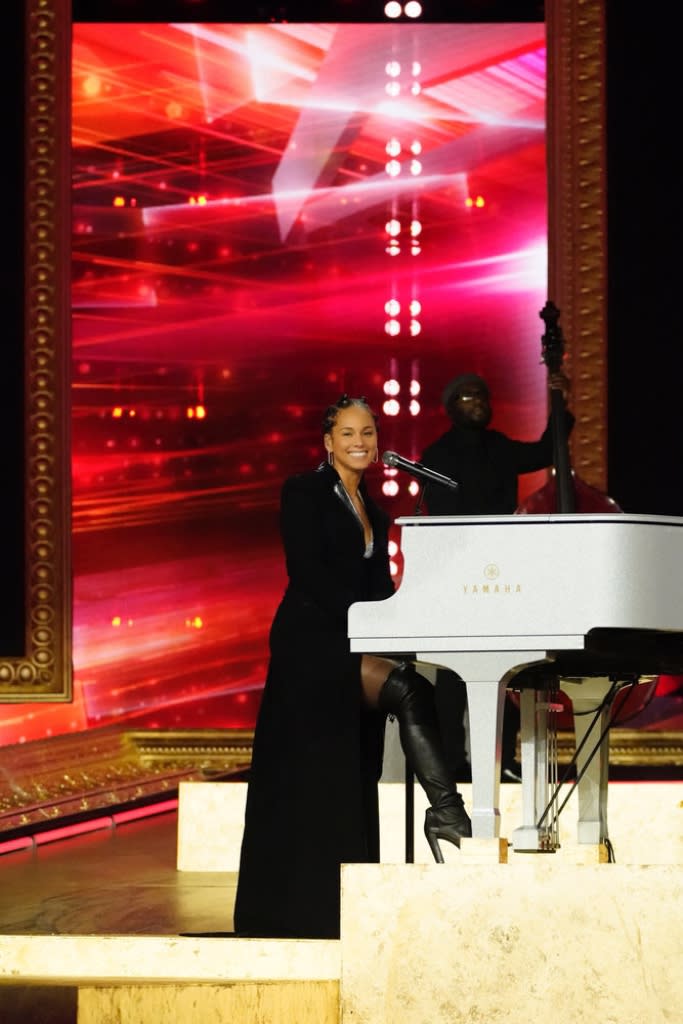 Alicia Keys performing on ‘The Voice’ finale on Dec. 14. - Credit: Courtesy of NBCU