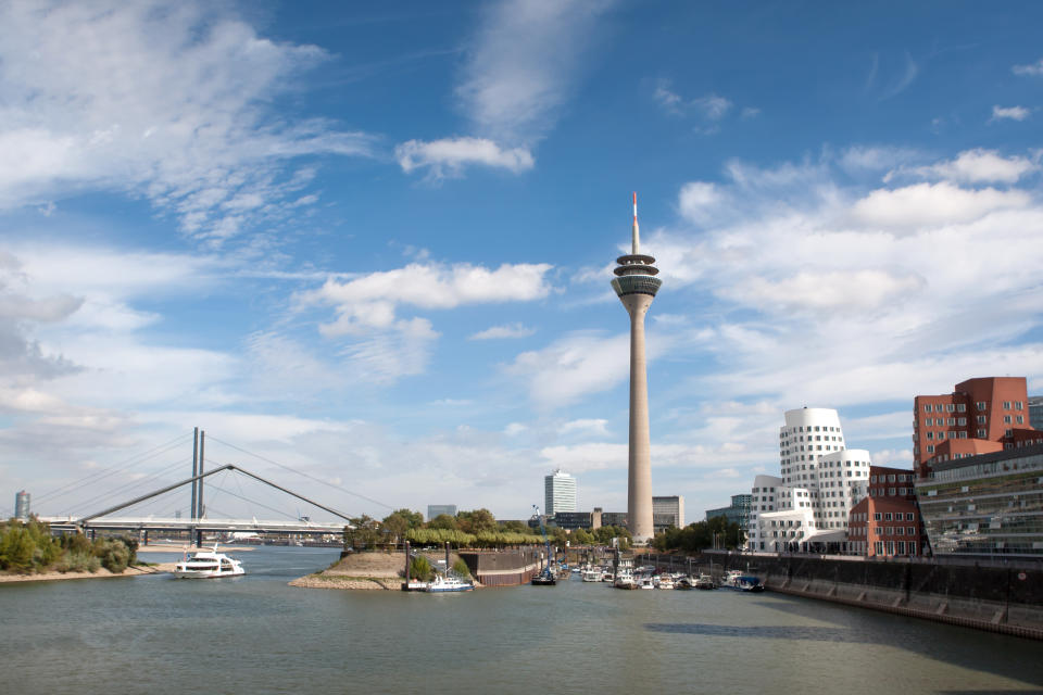 <p>Der sechste Platz geht nach NRW, genauer gesagt nach Düsseldorf. Ein Kölner würde dem vermutlich nicht zustimmen, die Mercer-Umfrage kürt die Stadt am Rhein jedoch zum guten sechsten Gewinner. </p>